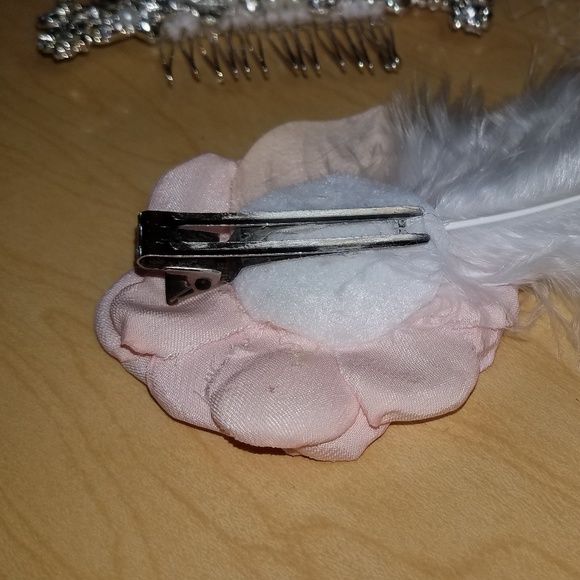 8" Hair Clip - Picture 2 of 2